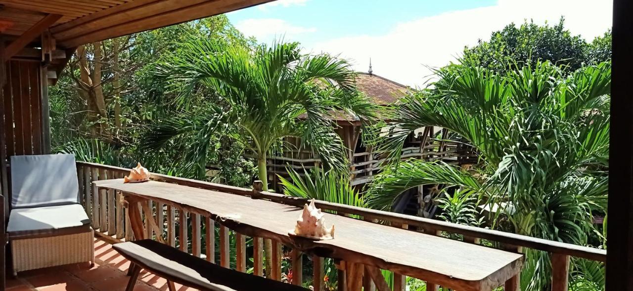 Tara Lodge Haven Of Peace Kep Exterior photo